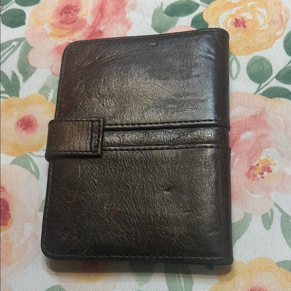 Brown Leather Passport Travel Document Wallet - Picture 2 of 6